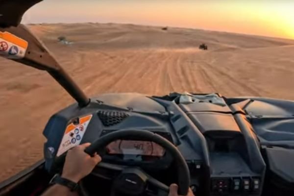 Dune buggy adventure in Dubai desert